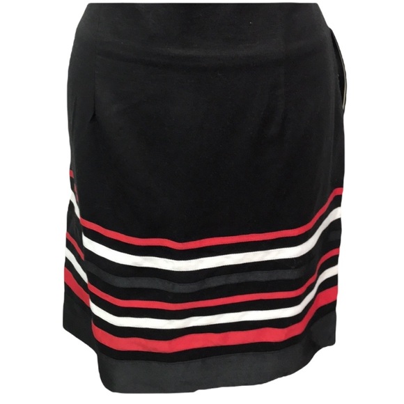 Intriguing Threads Skirt - Picture 1 of 4